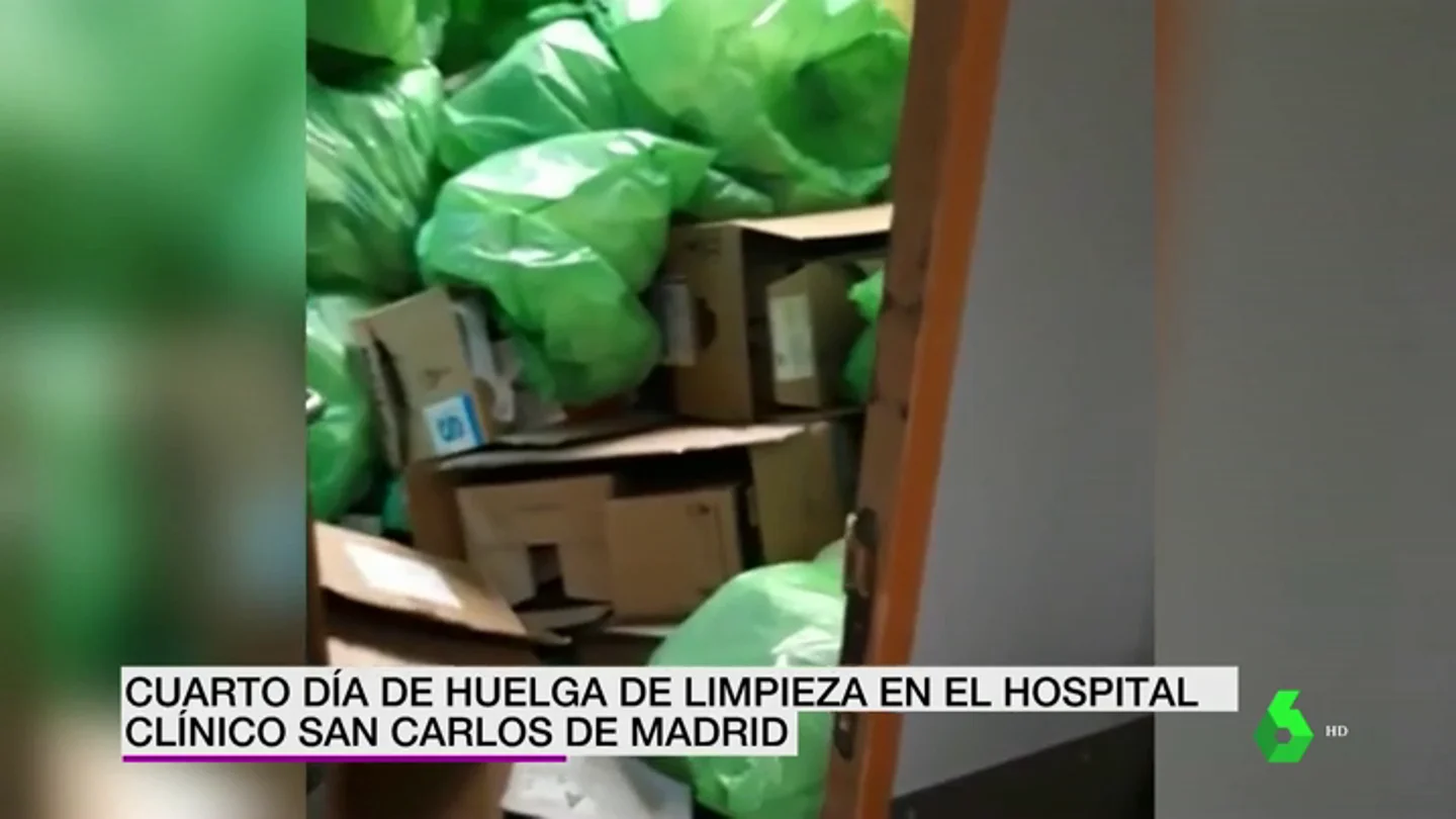 La basura inunda el Hospital Clínico San Carlos de Madrid en el cuarto día de huelga de los trabajadores de la limpieza La basura inunda el Hospital Clínico San Carlos de Madrid en el cuarto día de huelga de los trabajadores de la limpieza