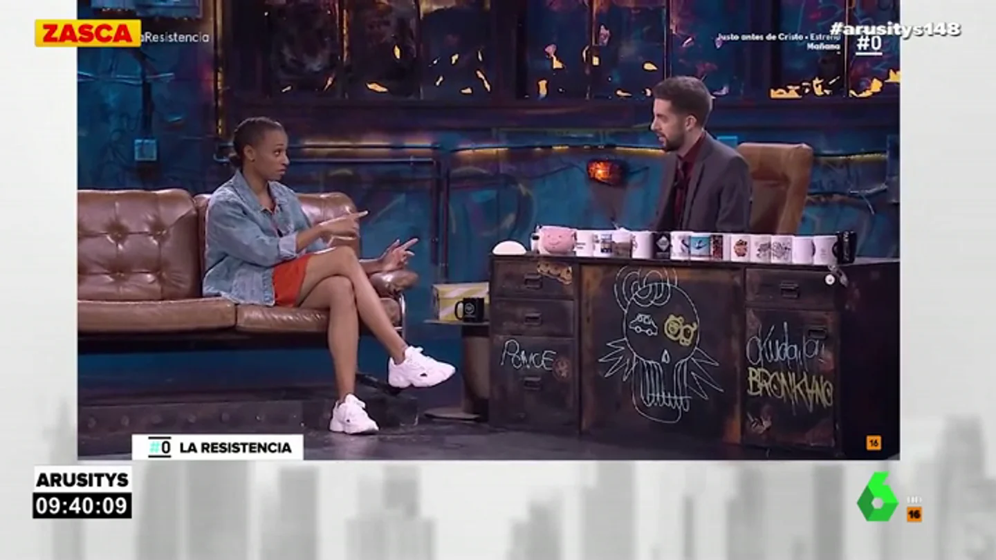 El 'zasca' de Ana Peleteiro a Broncano a cuenta de las multas: "¿El triple salto se te da mejor que el ciclismo?" El 'zasca' de Ana Peleteiro a Broncano a cuenta de las multas: "¿El triple salto se te da mejor que el ciclismo?"