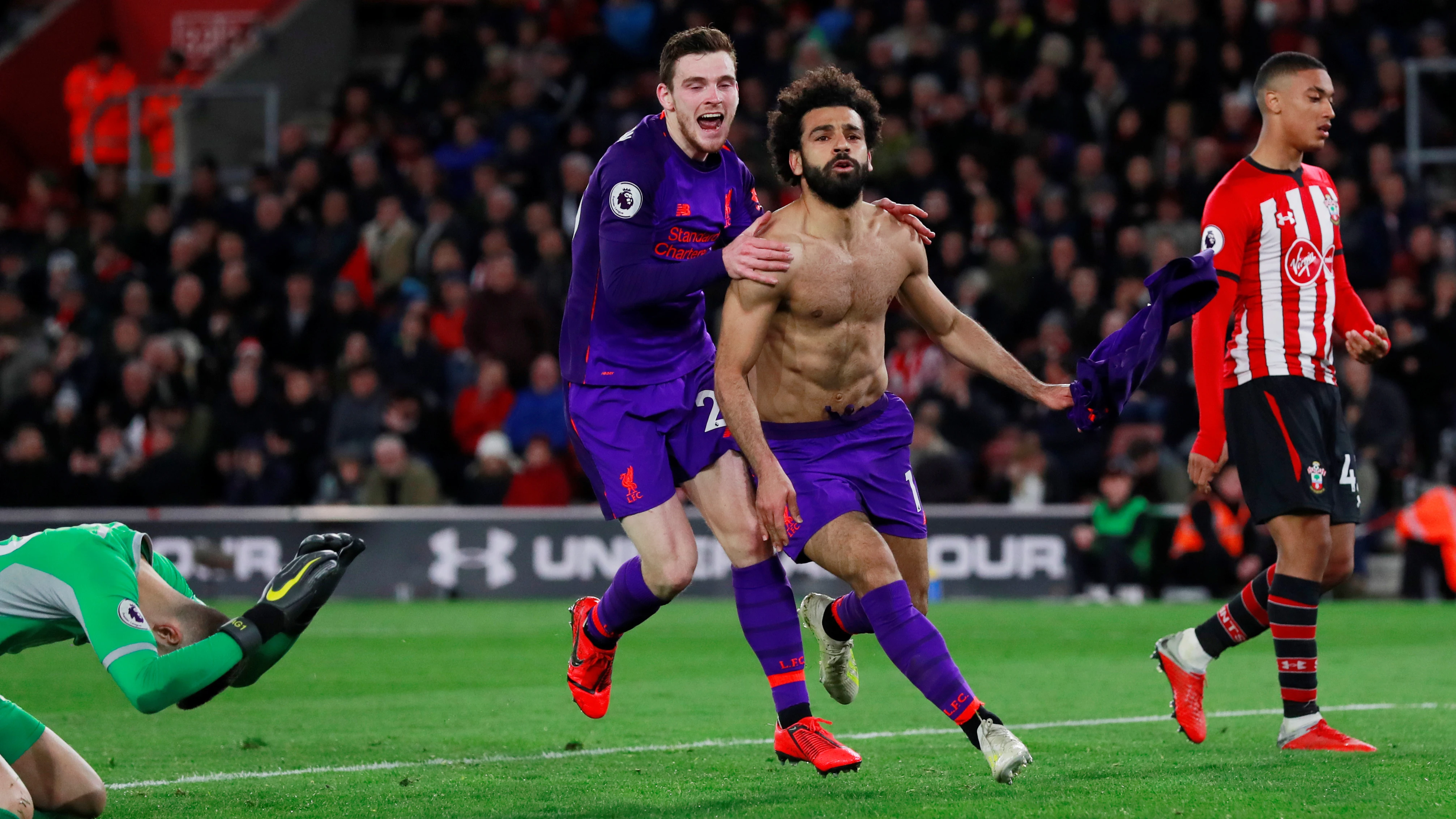 Salah celebra su gol ante el Southampton