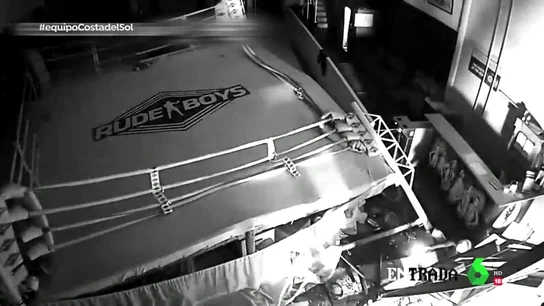 Un gimnasio y un chiringuito calcinados: los avisos a 'Maradona' antes de ser asesinado por una banda de narcotráfico Un gimnasio y un chiringuito calcinados: los avisos a 'Maradona' antes de ser asesinado por una banda de narcotráfico