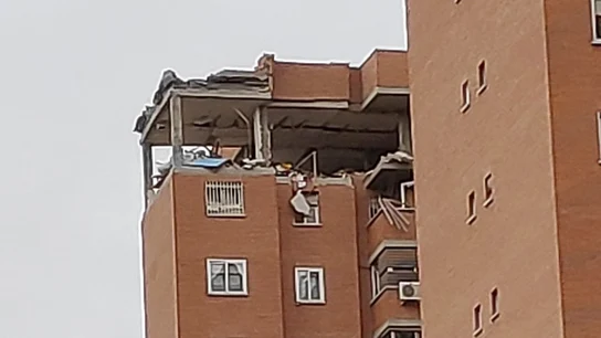 Destrozos en un edificio de Vallecas tras una explosión Destrozos en un edificio de Vallecas tras una explosión