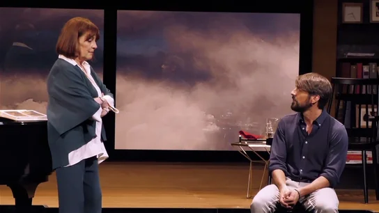 Carmen Maura y Félix Gómez en la obra de teatro 'Golondrina' Carmen Maura y Félix Gómez en la obra de teatro 'Golondrina'