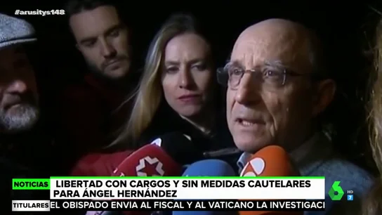 En libertad sin medidas cautelares Ángel Hernández, el hombre que ayudó a su mujer a suicidarse: "Hay que ayudar a mucha gente en la misma situación" En libertad sin medidas cautelares Ángel Hernández, el hombre que ayudó a su mujer a suicidarse: "Hay que ayudar a mucha gente en la misma situación"