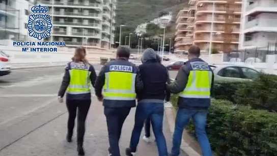 Imagen del momento de la detención del fugitivo más buscado por las autoridades polacas en Valencia Imagen del momento de la detención del fugitivo más buscado por las autoridades polacas en Valencia