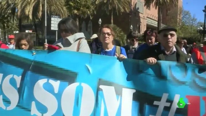 Protesta en defensa de la sanidad y los servicios públicos en Cataluña