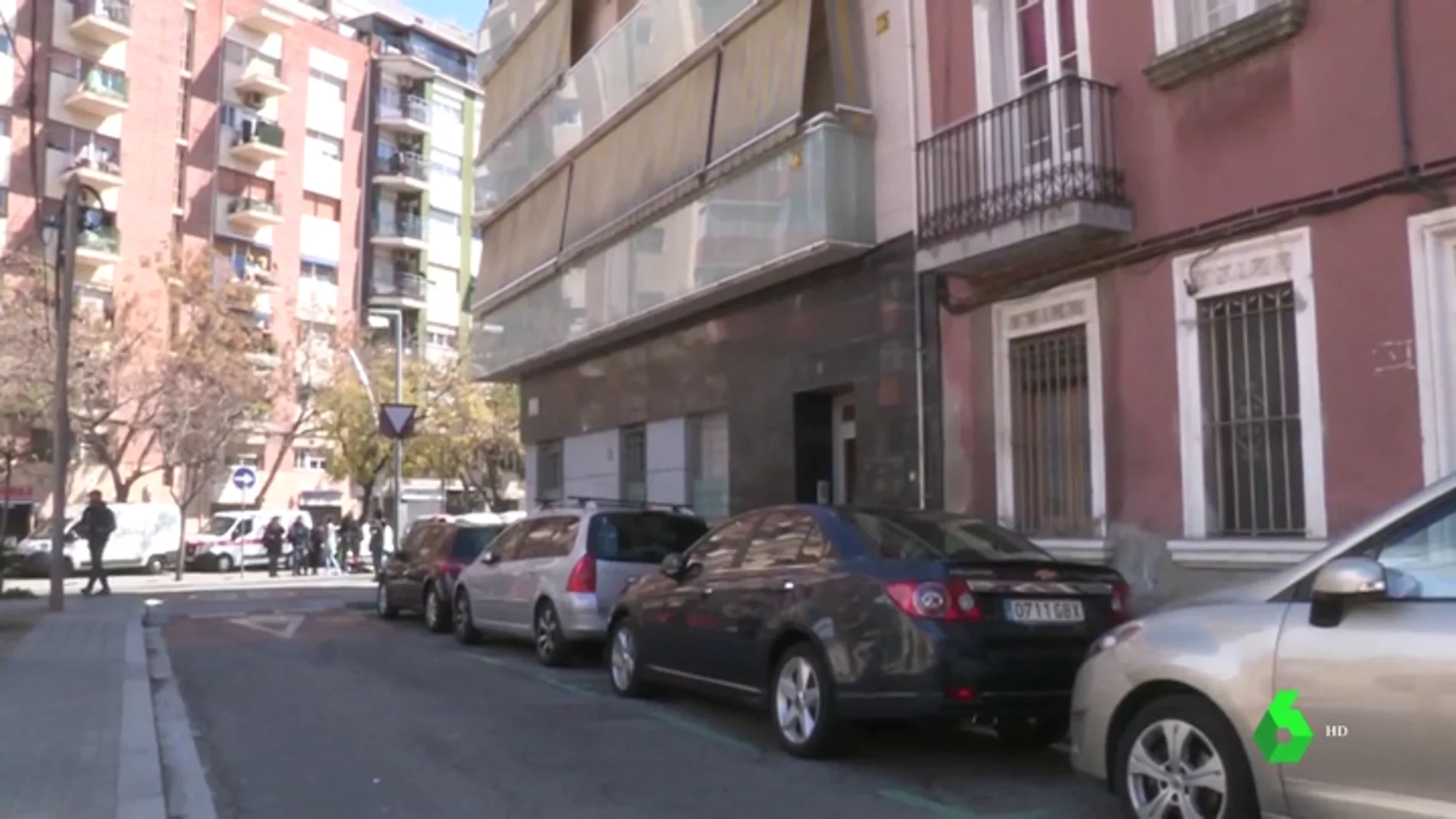 Lugar donde un hombre ha recibido disparos en Sant Andreu de Barcelona