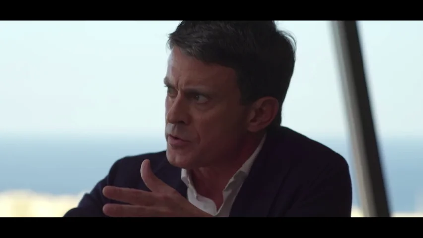 La postura de Manuel Valls respecto al Open Arms: "Supongo que lo dejaría zarpar porque es una situación muy complicada"