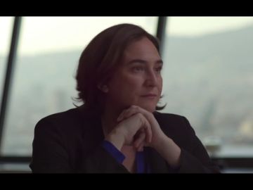 Ada Colau, sobre los pactos electorales: "Me preocupa que Collboni quiera ir hacia la derecha, pactar con Valls y volver al bloqueo del 155" Ada Colau, sobre los pactos electorales: "Me preocupa que Collboni quiera ir hacia la derecha, pactar con Valls y volver al bloqueo del 155"