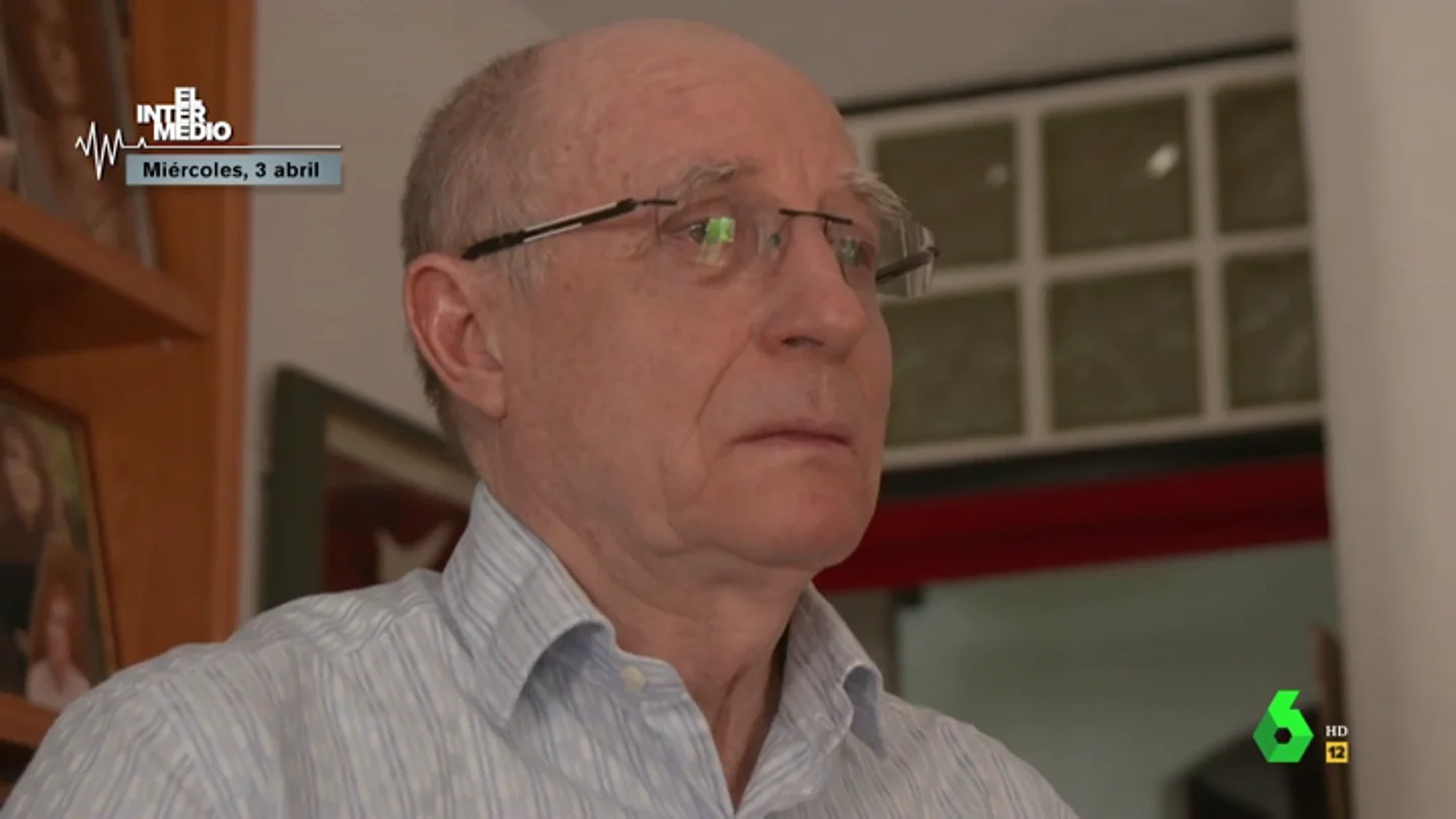 Así habló Ángel Hernández ante las cámaras de El Intermedio tras ayudar a morir a su mujer: "No es solo doloroso por la pérdida, es que lo he tenido que hacer yo" Así habló Ángel Hernández ante las cámaras de El Intermedio tras ayudar a morir a su mujer: "No es solo doloroso por la pérdida, es que lo he tenido que hacer yo"