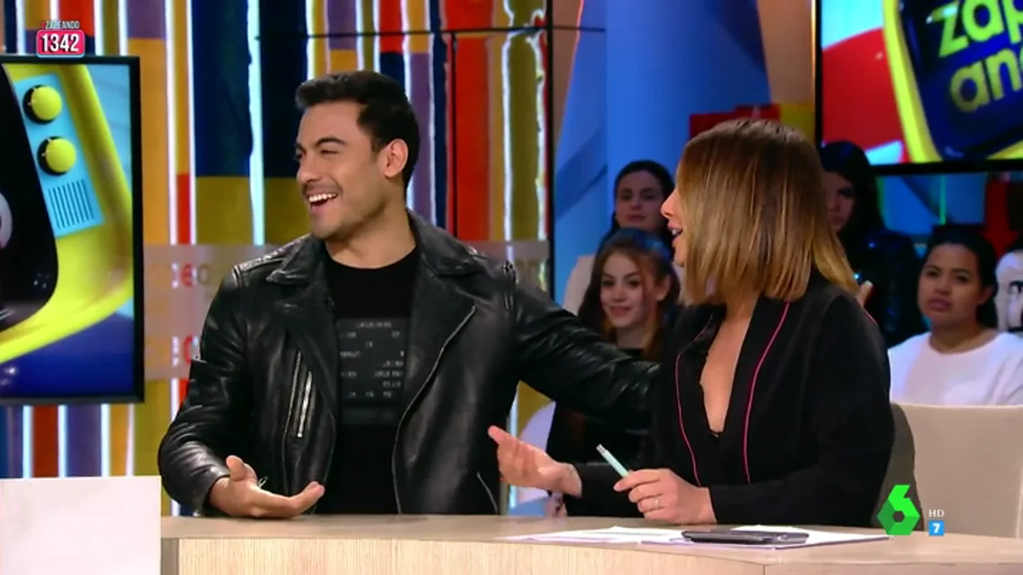 Carlos Rivera recuerda la anécdota que vivió junto a Chenoa "cuando sacó las camisetas de chándal" Carlos Rivera recuerda la anécdota que vivió junto a Chenoa "cuando sacó las camisetas de chándal"