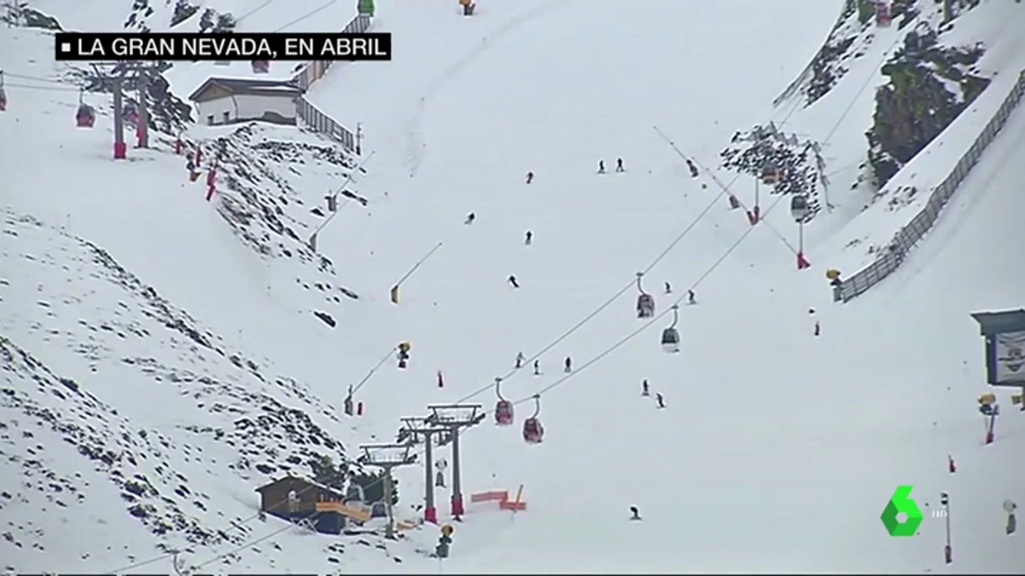 El invierno vuelve en abril y deja grandes nevadas por toda la península El invierno vuelve en abril y deja grandes nevadas por toda la península