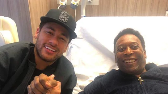 Neymar visita a Pelé en el hospital Neymar visita a Pelé en el hospital