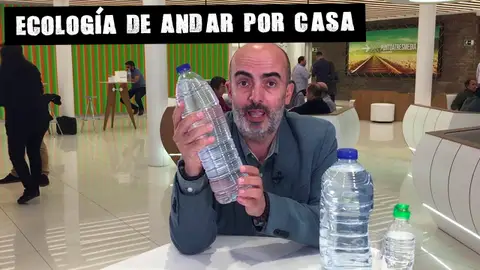 Bebe agua del grifo Bebe agua del grifo