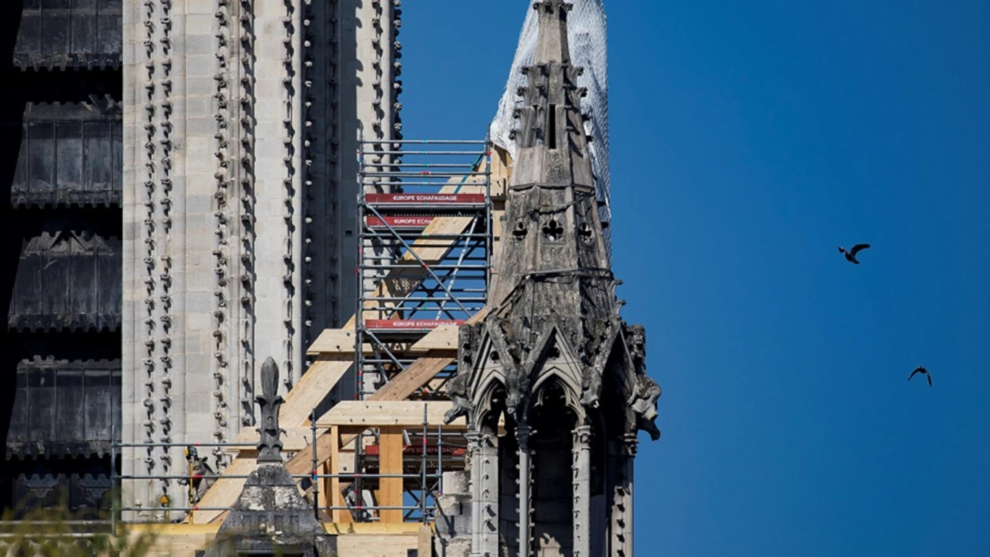Fraude en una página web que recaudaba donaciones para reconstruir Notre Dame tras los incendios Fraude en una página web que recaudaba donaciones para reconstruir Notre Dame tras los incendios