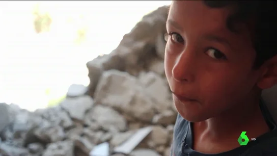 Piden evacuar urgentemente a más de 1.800 niños que sobreviven entre bombas Piden evacuar urgentemente a más de 1.800 niños que sobreviven entre bombas