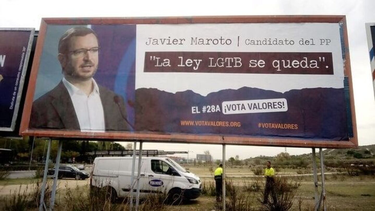Valla de Hazte O&iacute;r contra el PP
