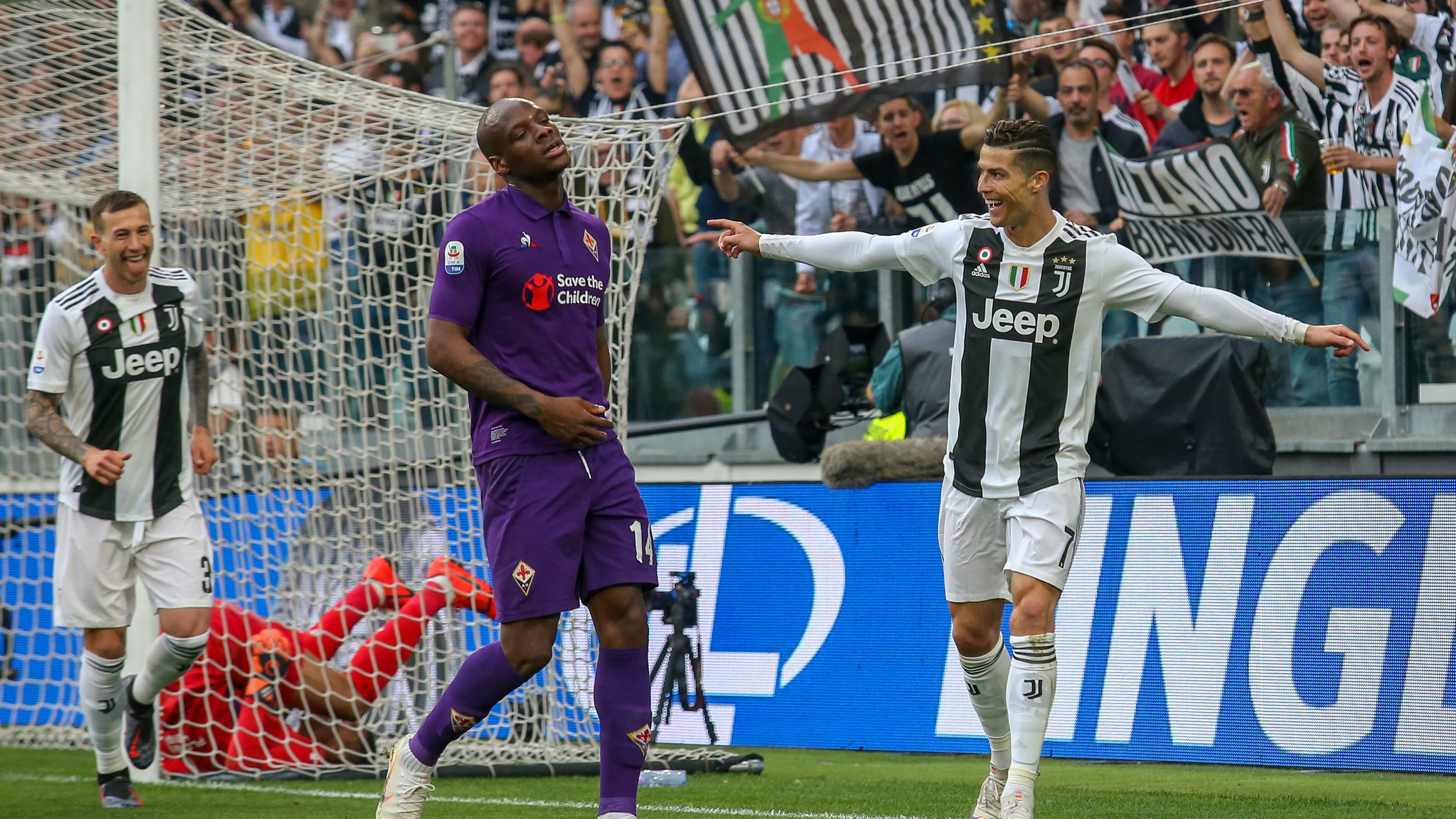 Cristiano Ronaldo celebra un gol ante la Fiorentina