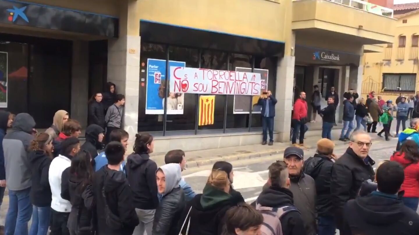 Acto de protesta contra Ciudadanos