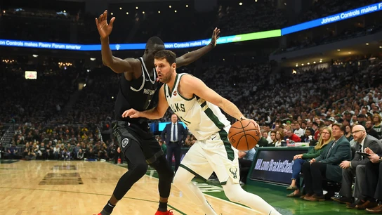 Mirotic, con el balón en un partido ante los Pistons Mirotic, con el balón en un partido ante los Pistons