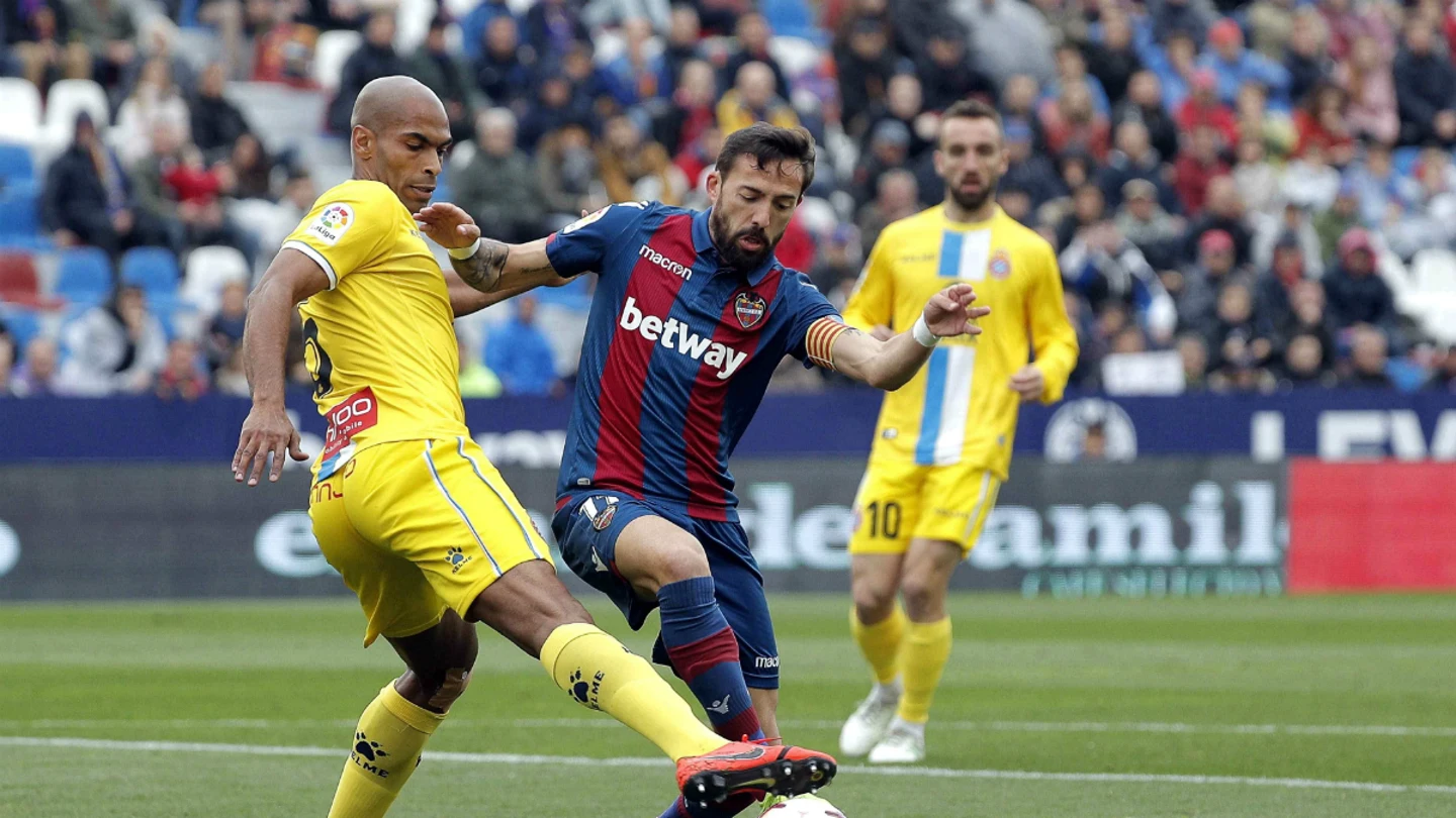 Naldo, ante Morales Naldo, ante Morales