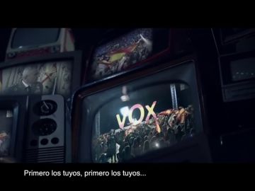 Vox pide la retirada del video de campaña de PACMA por fomentar "el odio y la violencia contra el partido" Vox pide la retirada del video de campaña de PACMA por fomentar "el odio y la violencia contra el partido"