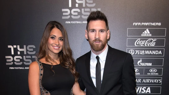 Messi y Antonella durante la gala The Best FIFA 2017 en Londres Gala The Best FIFA 2017