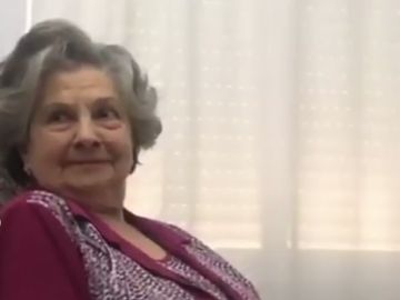 Guadalupe Fiñana, por muchos conocida como 'abuela de Dragones' Guadalupe Fiñana, por muchos conocida como 'abuela de Dragones'