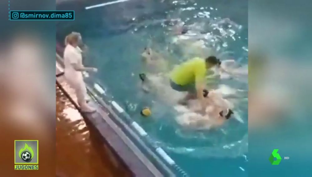 Resultado de imagen de AGRESION EN WATERPOLO