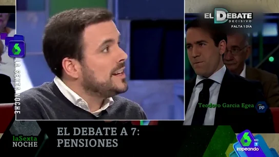 Una araña trepa por Alberto Garzón Una araña trepa por Alberto Garzón