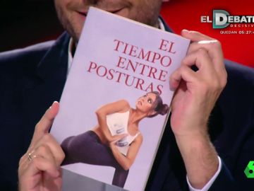 De 'El diario de Anna y Frank' a 'El tiempo entre posturas': Frank Blanco les regala libros personalizados a los zapeadores De 'El diario de Anna y Frank' a 'El tiempo entre posturas': Frank Blanco les regala libros personalizados a los zapeadores