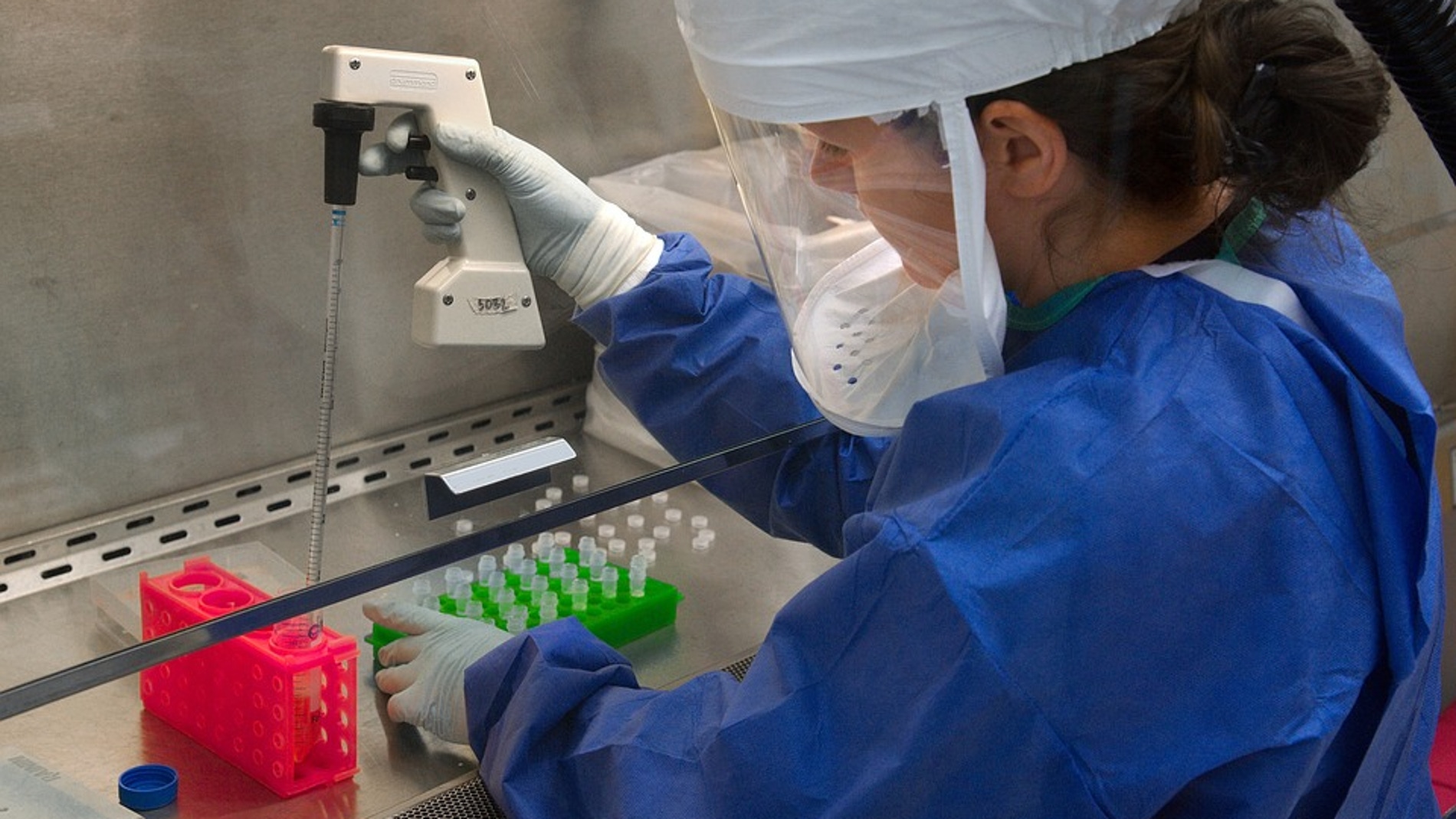 Una base de datos mundial para dar voz a las mujeres cientificas