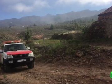 Detenido por la desaparición de su mujer y su hijo en Tenerife: el hijo menor asegura que les agredió y les metió en una cueva Detenido por la desaparición de su mujer y su hijo en Tenerife: el hijo menor asegura que les agredió y les metió en una cueva