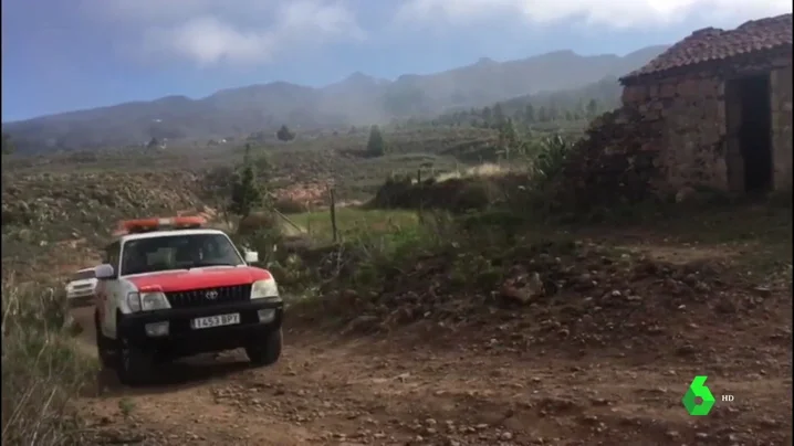 Detenido por la desaparición de su mujer y su hijo en Tenerife: el hijo menor asegura que les agredió y les metió en una cueva