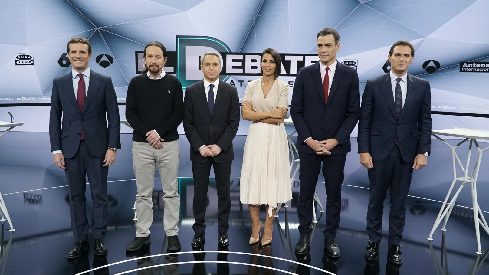 Candidatos y moderadores de 'El Debate Decisivo'