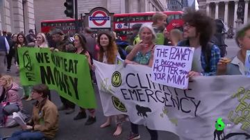 Los activistas medioambientales culminan sus protestas en Reino Unido con más de 1.000 detenidos