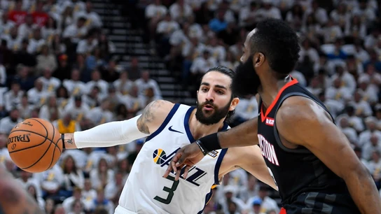 Ricky Rubio y Harden durante un partido de playoffs Ricky Rubio y James Harden