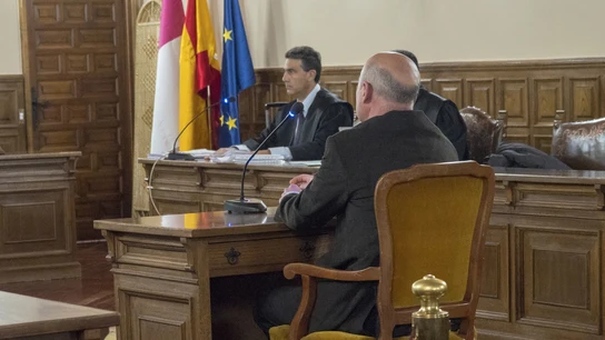 El exprofesor del Conservatorio de música de Cuenca, J.M.M.T El exprofesor del Conservatorio de música de Cuenca, J.M.M.T., en la Audiencia Provincial de Cuenca, que lo juzga por haber abusado sexualmente de varias alumnas del centro a lo largo de varios cursos