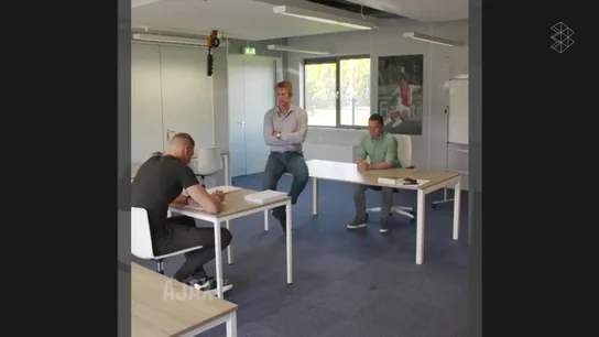 El 'castigo' del Ajax tras fichar a un jugador que criticó al club holandés cuando era joven El 'castigo' del Ajax tras fichar a un jugador que criticó al club holandés cuando era joven