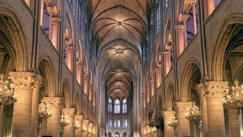 Interior de la Catedral de Notre Dame
