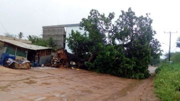 Mozambique vuelve a ser golpeado por un ciclón solo seis semanas después de que la tormenta tropical Idái dejara más de 700 muertos
