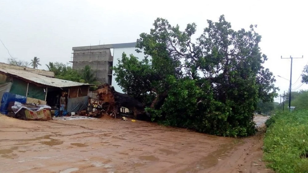 Mozambique vuelve a ser golpeado por un ciclón solo seis semanas después de que la tormenta tropical Idái dejara más de 700 muertos