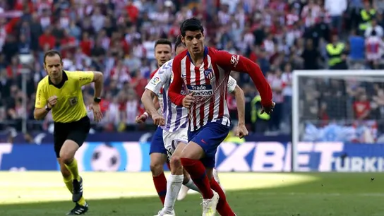 Álvaro Morata, en una gran acción ante el Real Valladolid. Álvaro Morata, en una gran acción ante el Real Valladolid.