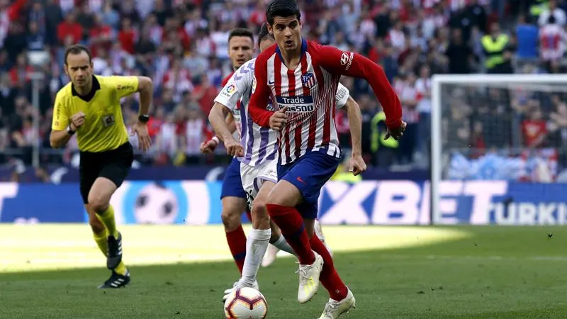 Álvaro Morata, en una gran acción ante el Real Valladolid. 