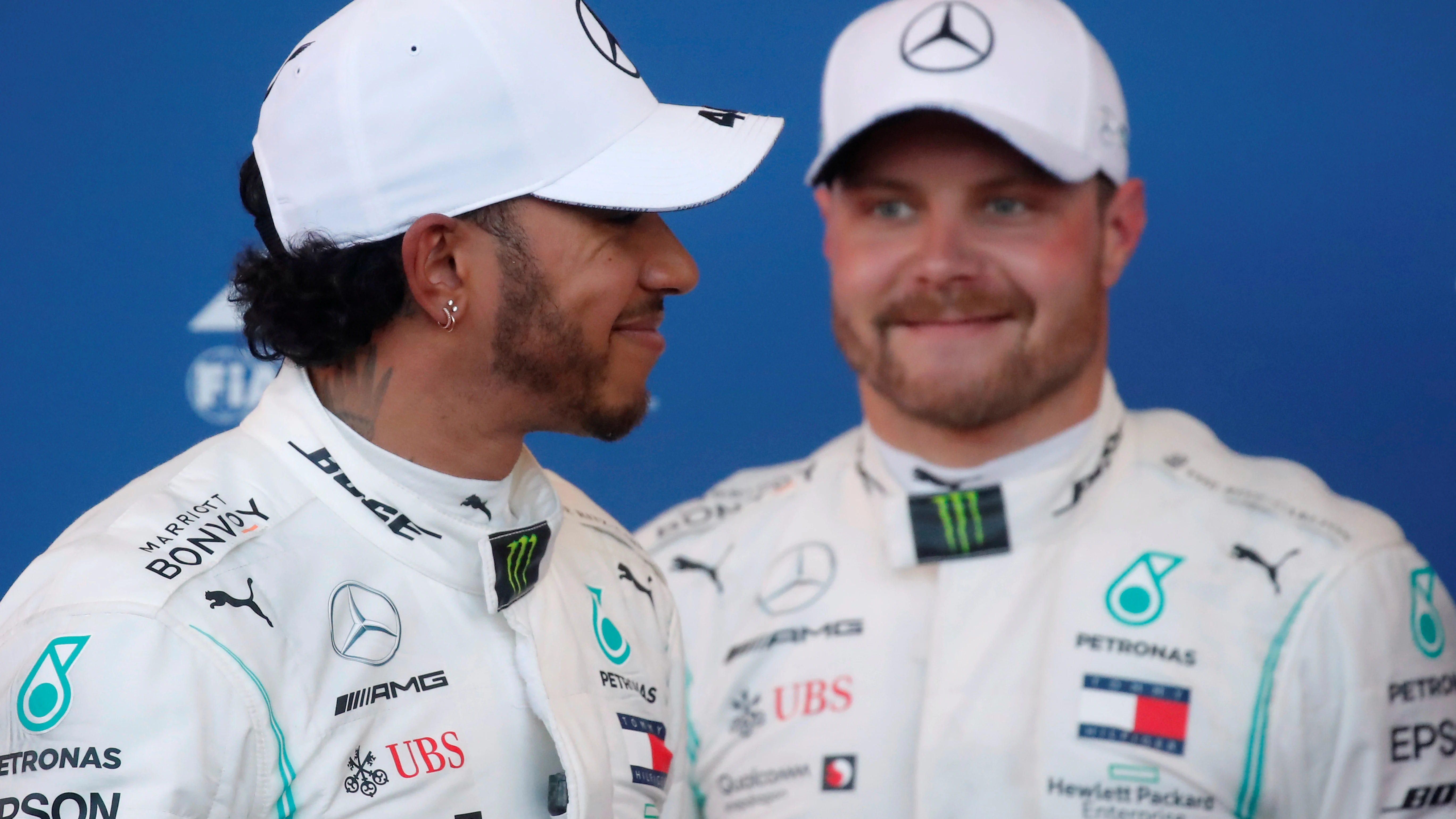 Hamilton y Bottas en Bakú