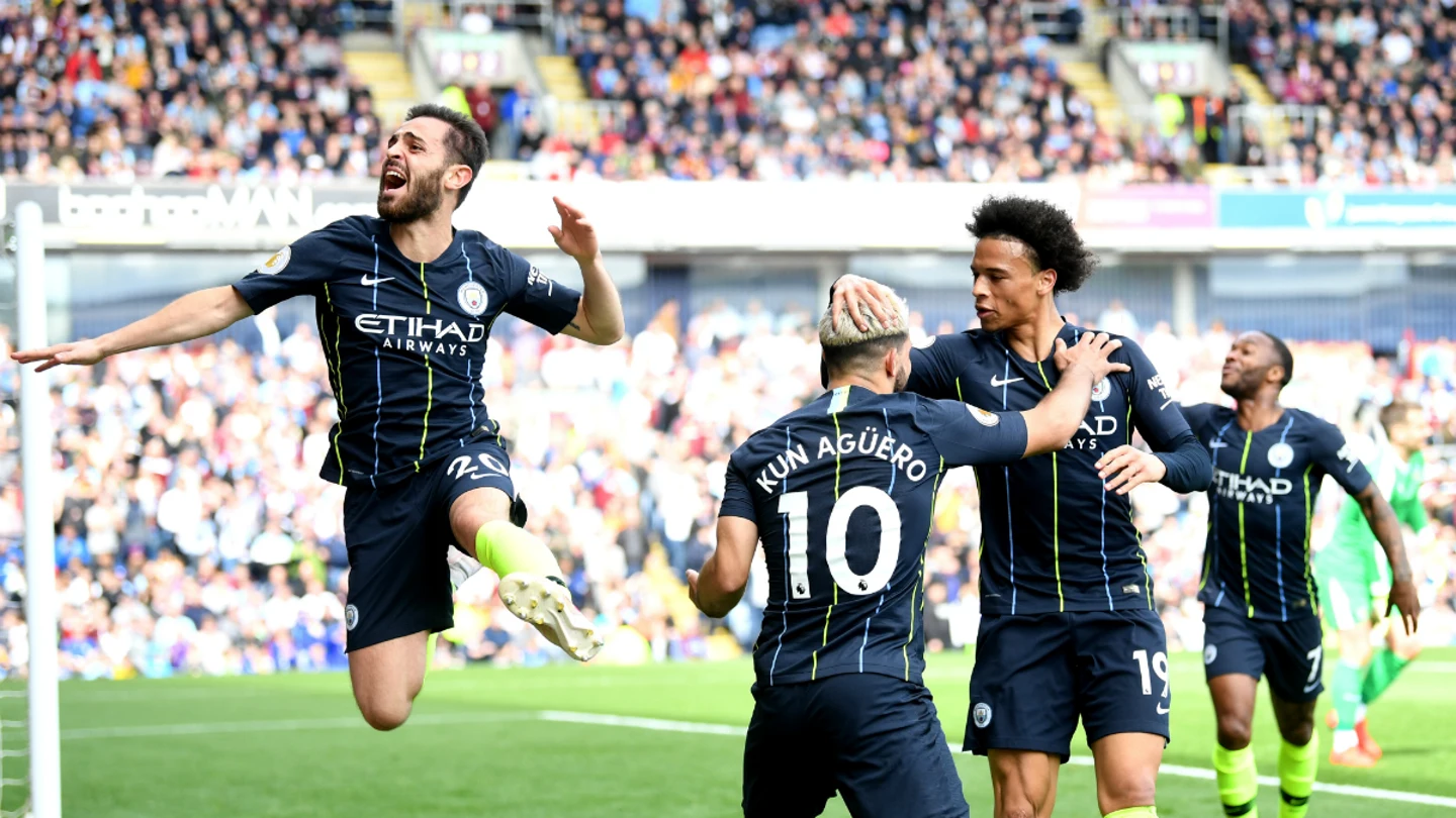 Agüero celebra un gol con el City Agüero celebra un gol con el City