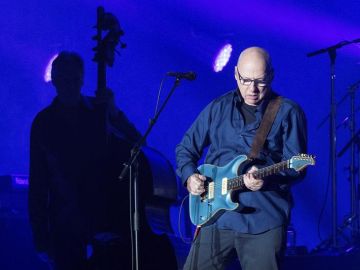 Mark Knopfler durante su gira española Mark Knopfler durante su gira española