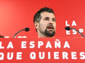 Alegría del secretario general del PSOECYL, Luis Tudanca Alegría del secretario general del PSOECYL, Luis Tudanca