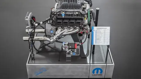 Mopar 'Hellephant' Mopar ha comenzado a vender el motor 'Hellephant', un V8 sobrealimentado capaz de entregar 1.000 caballos de potencia.