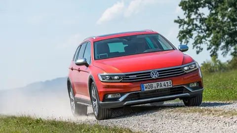 Volkswagen Passat Alltrack Volkswagen Passat Alltrack (2016)