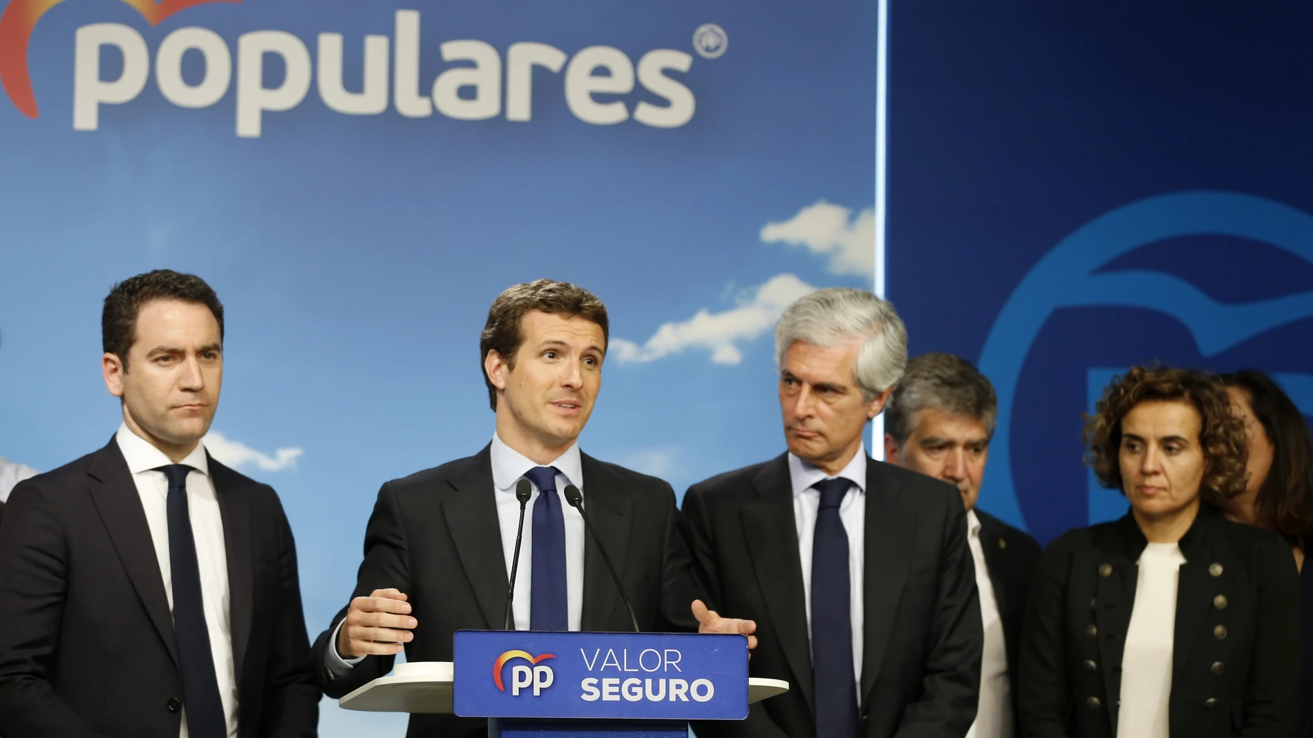 Pablo Casado valorando los resultados electorales en la sede de su partido en Madrid